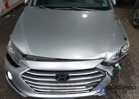 2017 Hyundai Elantra Value Edition из США, поврежденный, VIN 5NPD84LF8HH164578